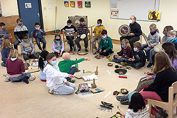 Horchester einer 4. Klasse der GGS Gotenring K&ouml;ln